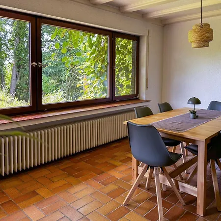 Nahtureifel Nahe Nuerburgring U Waldakademie Апартаменты